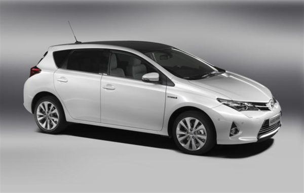 Toyota-Auris-Hybrid