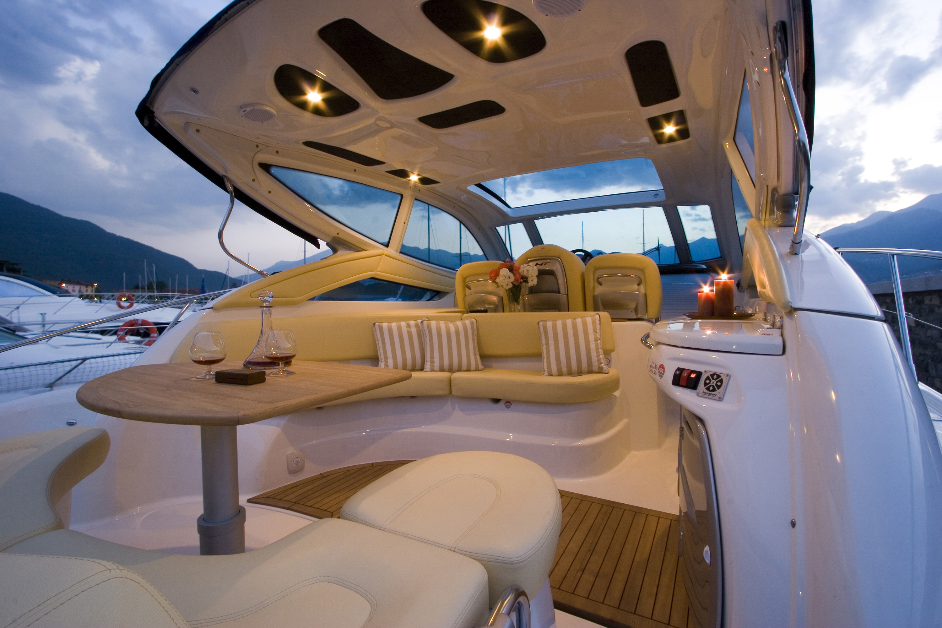 private yacht pictures